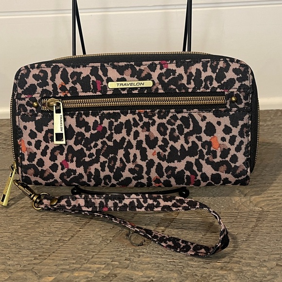 Travelon Handbags - NWOT TRAVELON~RFID Wristlet/Wallet, Cheetah Print, Zip Around